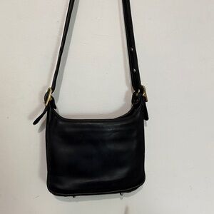 Coach Black Leather Shoulder Bag Vintage heavy leather
